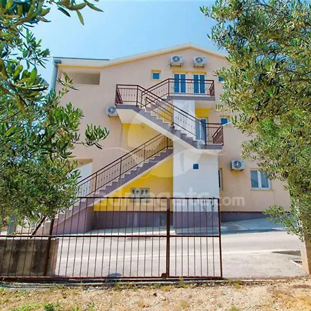 Apartment Iva